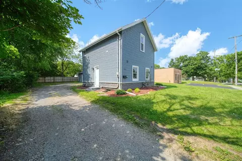 Exterior - 911 E Ganson, Jackson, MI 49201 photo 1 of 5