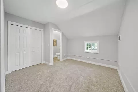 Bedroom - 911 E Ganson, Jackson, MI 49201 photo 3 of 3