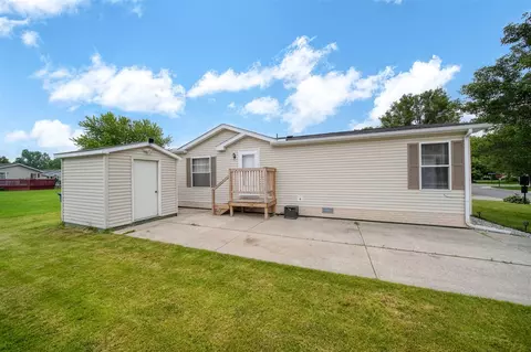 948 Savannah Riv, Adrian, MI 49221