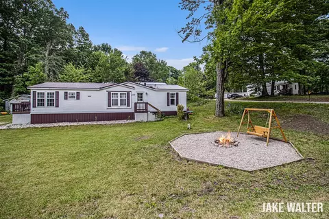 11720 Sparrow, Lakeview, MI 48850