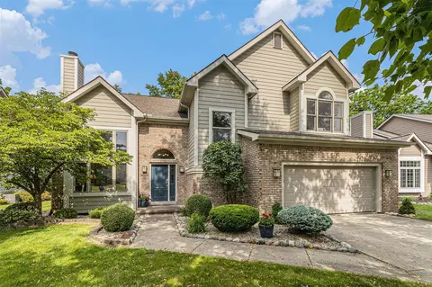 4223 Spring Lk, Ann Arbor, MI 48108