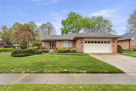 47545 Andrea, Shelby Township, MI 48315