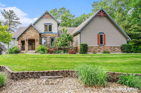 2351 Windy Rdg, Muskegon, MI 49442
