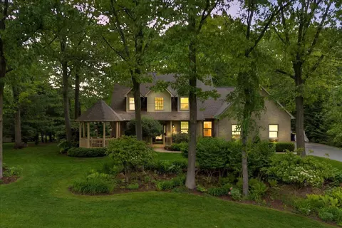 2082 Blackberry, Howell, MI 48855