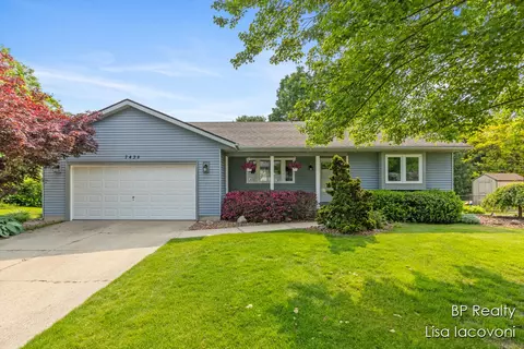 7438 Pheasant Run, Hudsonville, MI 49426