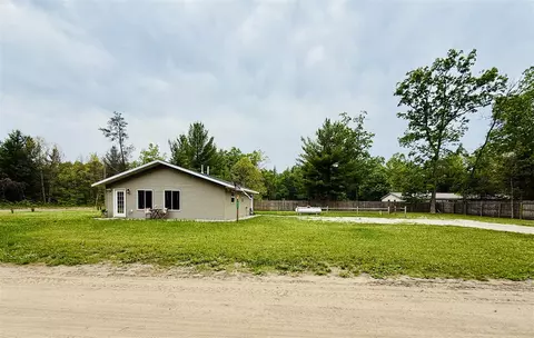 4223 S Harvard, Baldwin, MI 49304
