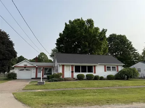 308 Strait, Jonesville, MI 49250