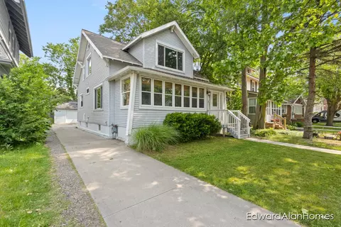 187 W 16th, Holland, MI 49423