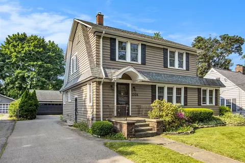 1324 Royce, Kalamazoo, MI 49001