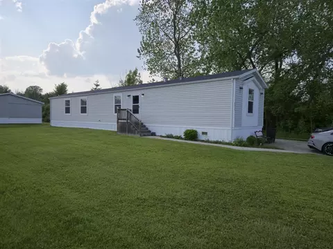 6073 Mohawk, Fort Gratiot, MI 48059