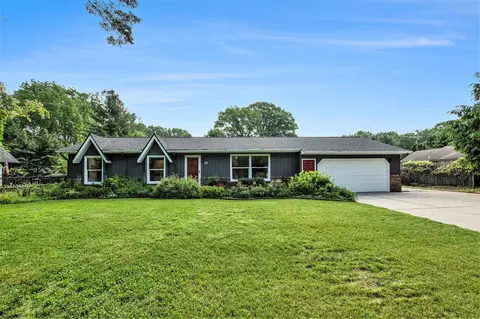 113 Navajo, Holland, MI 49424