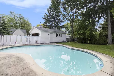 Exterior - 16 E Pne, Fremont, MI 49412 photo 2 of 10