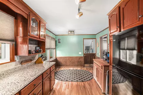 Kitchen - 16 E Pne, Fremont, MI 49412 photo 3 of 4
