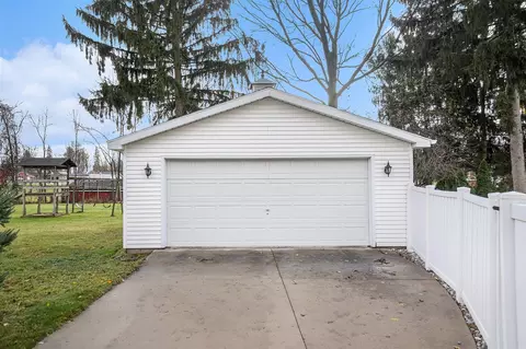 Exterior - 16 E Pne, Fremont, MI 49412 photo 6 of 10
