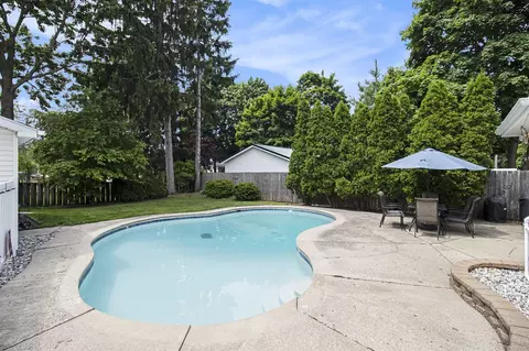 Exterior - 16 E Pne, Fremont, MI 49412 photo 4 of 10