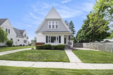 16 E Pne, Fremont, MI 49412