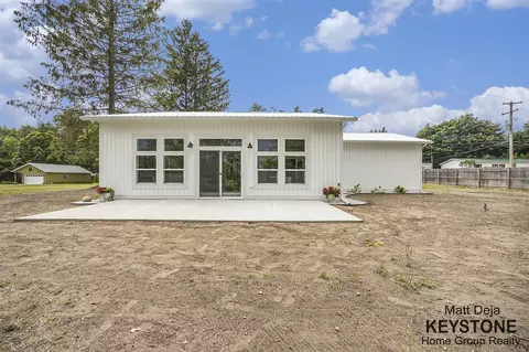 Exterior - 11012 Riverview, Big Rapids, MI 49307 photo 2 of 4