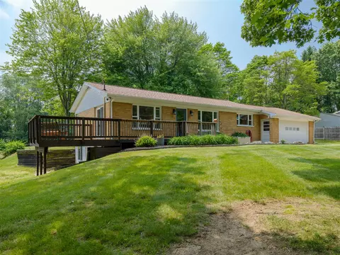 7061 W N, Kalamazoo, MI 49009