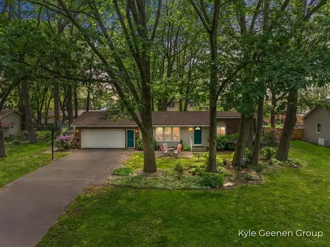 69 Cheyenne, Holland, MI 49424