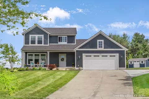 4521 Oakwood, Caledonia, MI 49316