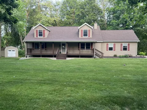 5545 Channel Vw, Whitehall, MI 49461