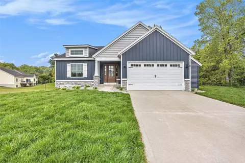 8366 Rose Rdg, Rockford, MI 49341