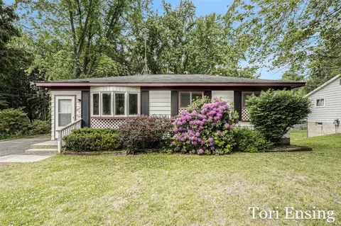 1305 Crescent, Greenville, MI 48838
