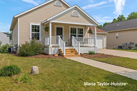 6221 Timber, Allendale, MI 49401