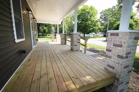 Exterior - 1301 Seventh, Three Rivers, MI 49093 photo 2 of 10