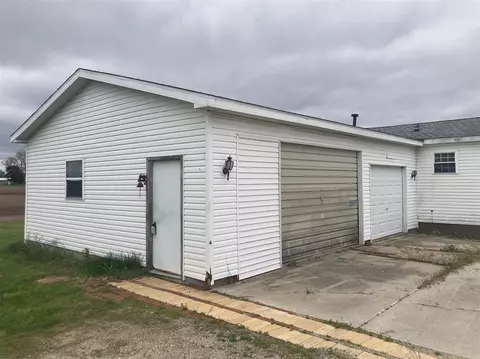 7560 W Washington, Sumner, MI 48889 photo 6