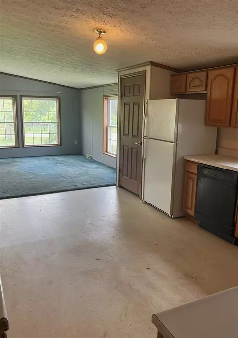 7560 W Washington, Sumner, MI 48889 photo 11