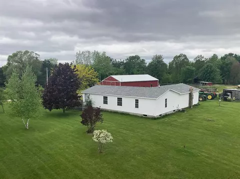 7560 W Washington, Sumner, MI 48889