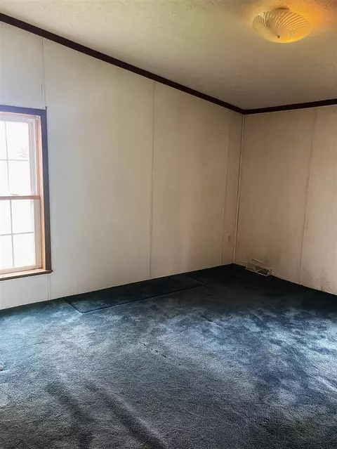 7560 W Washington, Sumner, MI 48889 photo 16