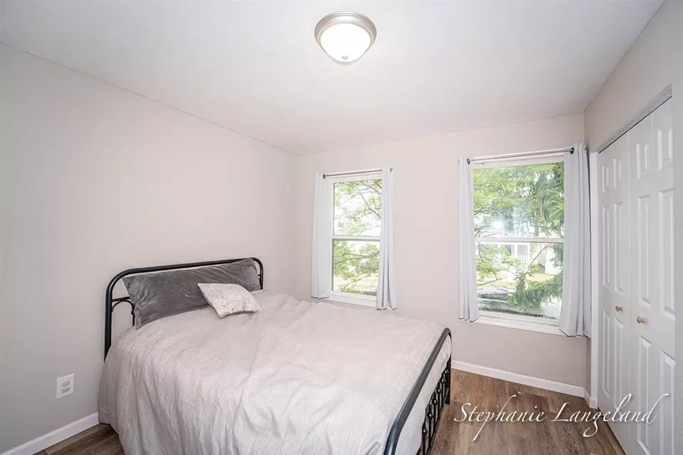 Bedroom - 348 Yuba, Muskegon, MI 49442 photo 1 of 4