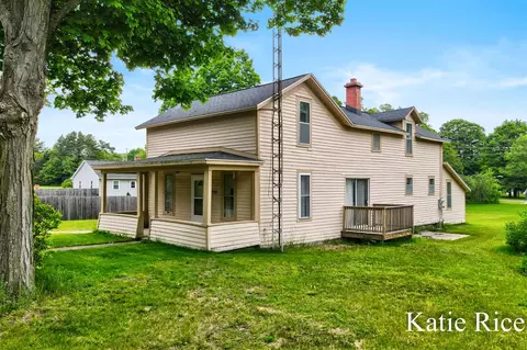 8974 Park, Montague, MI 49437