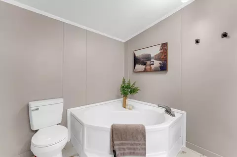 Bath - 6626 Dennison, Plainwell, MI 49080 photo 2 of 4