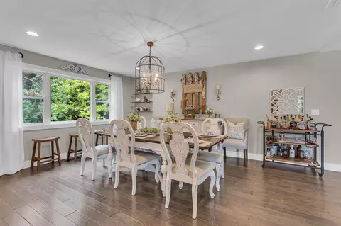 Dining - 1620 N Dade Dr, Jackson, MI 49203 photo 1 of 4