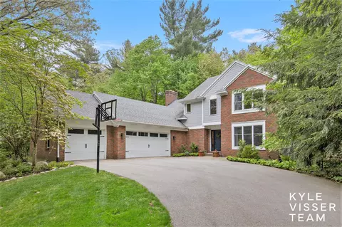 3223 Riverwoods, Rockford, MI 49341