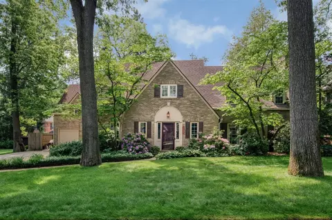 1628 Pontiac, Grand Rapids, MI 49506