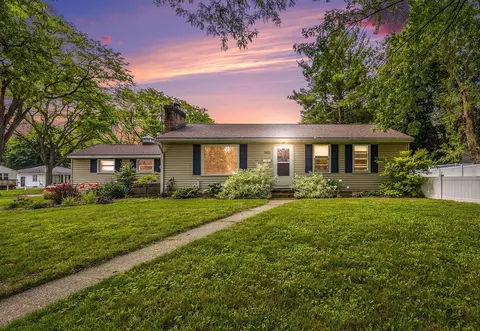 1102 Spencer, Grand Rapids, MI 49505