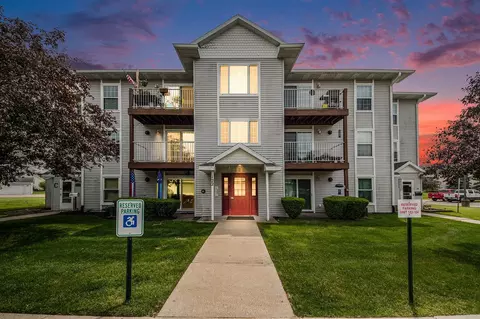122 Ida Red #202, Sparta, MI 49345
