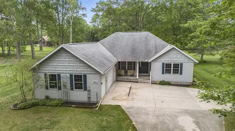 9637 Sunset, Canadian Lakes, MI 49346