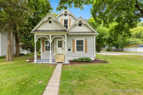 933 Masonic, Belding, MI 48809