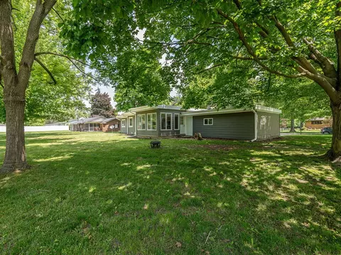 Exterior - 219 Park, Tecumseh, MI 49286 photo 6 of 8