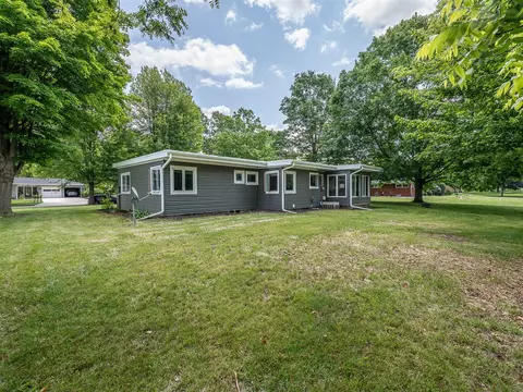 Exterior - 219 Park, Tecumseh, MI 49286 photo 7 of 8