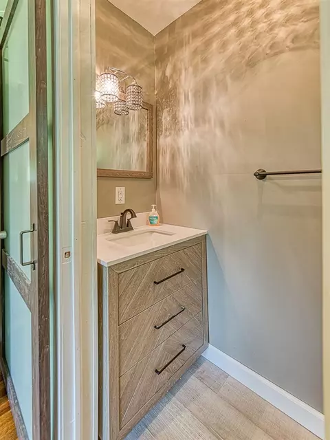 Bath - 219 Park, Tecumseh, MI 49286 photo 2 of 2