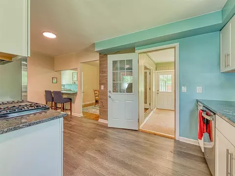 Kitchen - 219 Park, Tecumseh, MI 49286 photo 4 of 5
