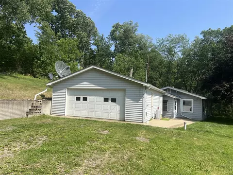 919 Nature, Montgomery, MI 49255