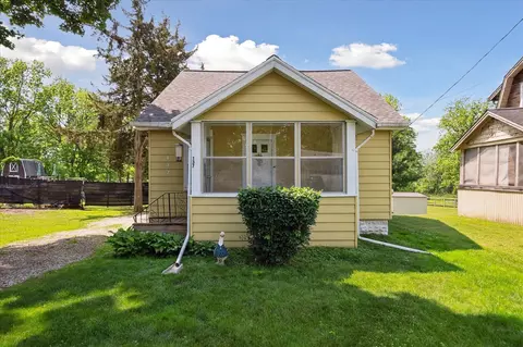 137 W Clark, Jackson, MI 49203
