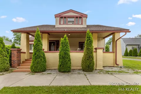 626 Academy, Portland, MI 48875